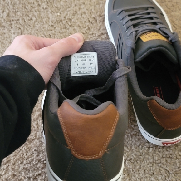 Levi's Size 13 Sneakers - Picture 2 of 2